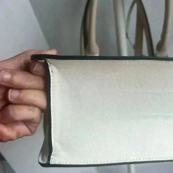 Also Spring Floral Purse with detachable coin bag - Picture 10 of 12